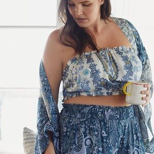 Anthropologie Blue and White Floral Top with smoked back size S/M